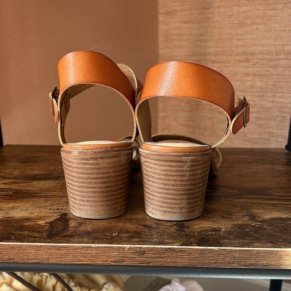 ROCK & CANDY | shoes size 8.5 brown sandals heels wedges - Picture 5 of 11